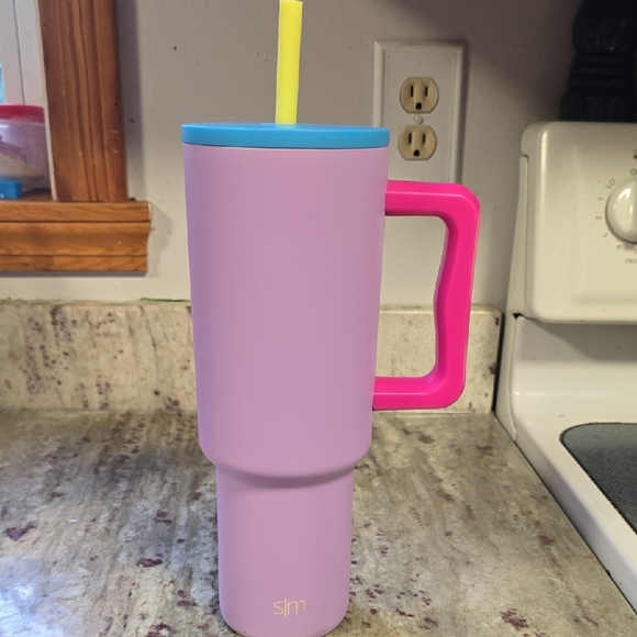 Simple Modern - Picture 3 of 3